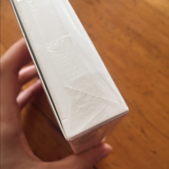 REALHER deep red lip kit- brand new! - Picture 4 of 5