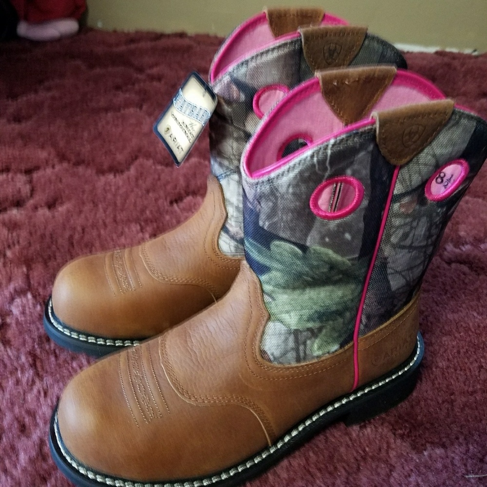 Ariet baby phat steel toe boots new