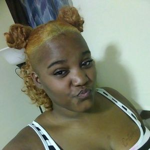 Meet your Posher, Lavada