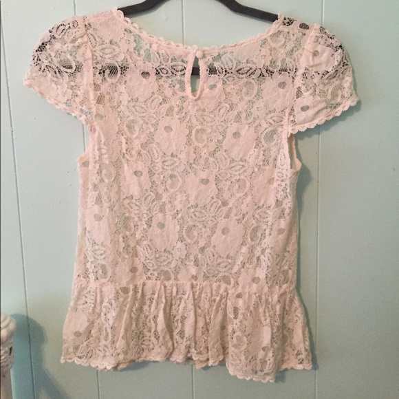 CREAM COMPLETELY LACE PEPLUM TOP W/ KEYHOLE BACK - Picture 5 of 5