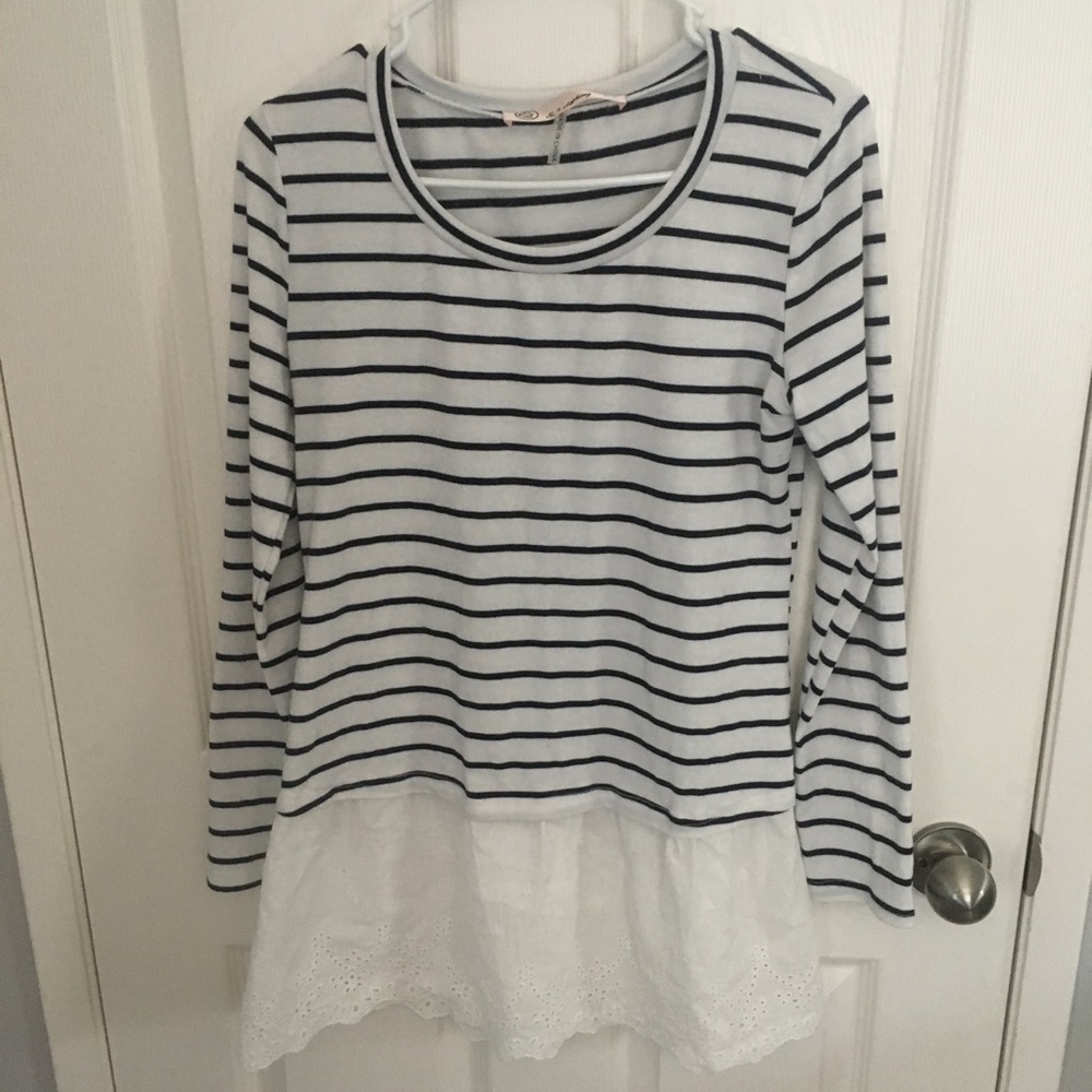 Long sleeved navy striped shirt