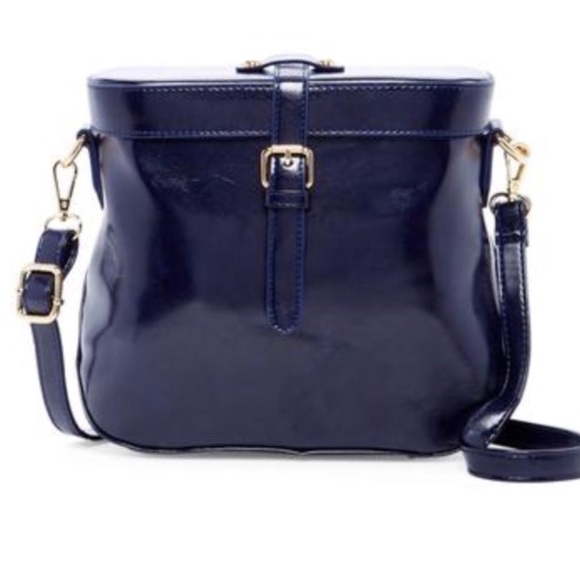 Pink Haley Handbags - Pink Haley cross body purse