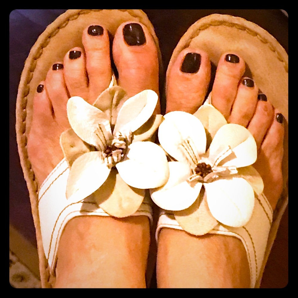 Cute Clarks Artisan White/Cream Sandals