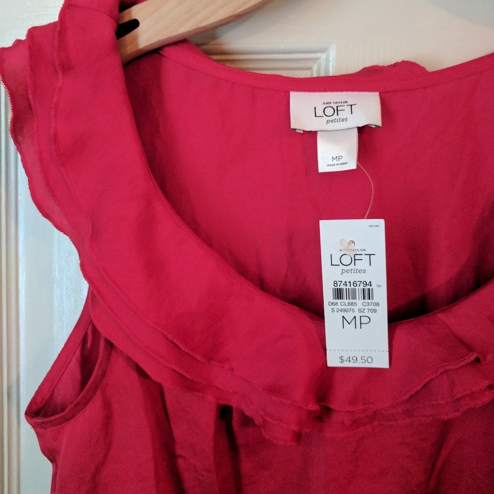 New w/tags Red Ann Taylor Loft Tank Size Petite M