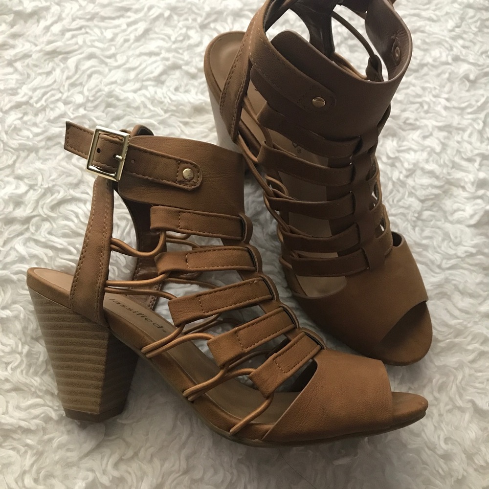 Tan heels