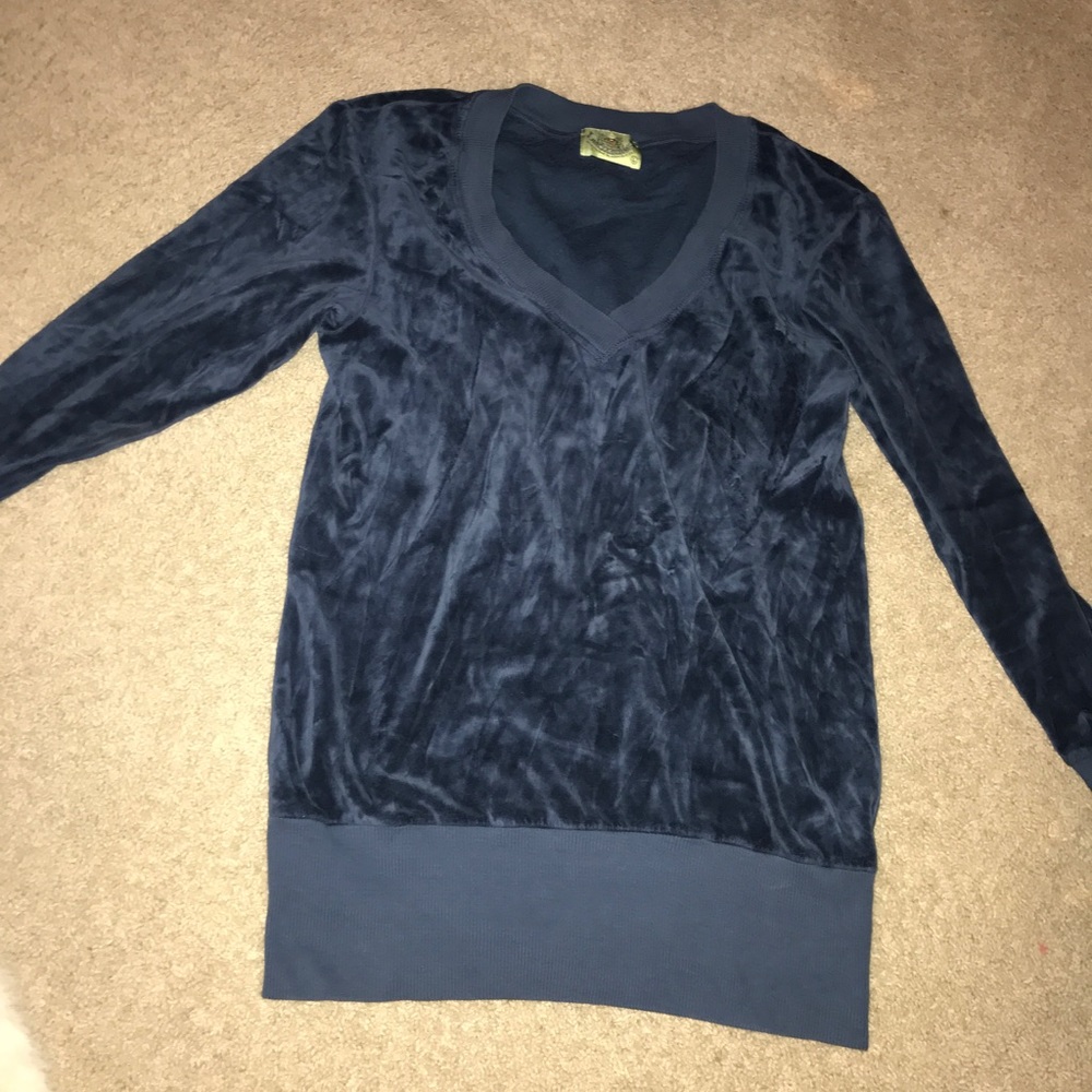 Juicy couture velvet vneck