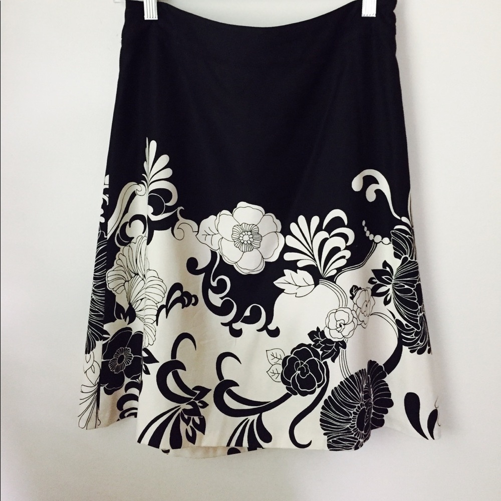 Ann Taylor Silk  Black and White Floral Skirt