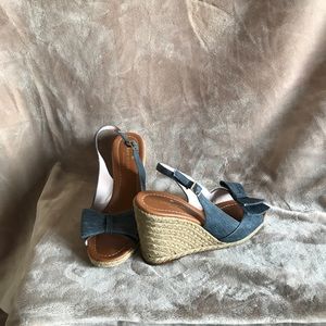 Kate Spade Denim sling back peekaboo espadrilles.