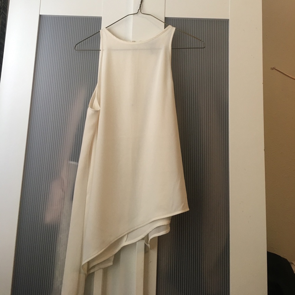 Asymmetrical shirt
