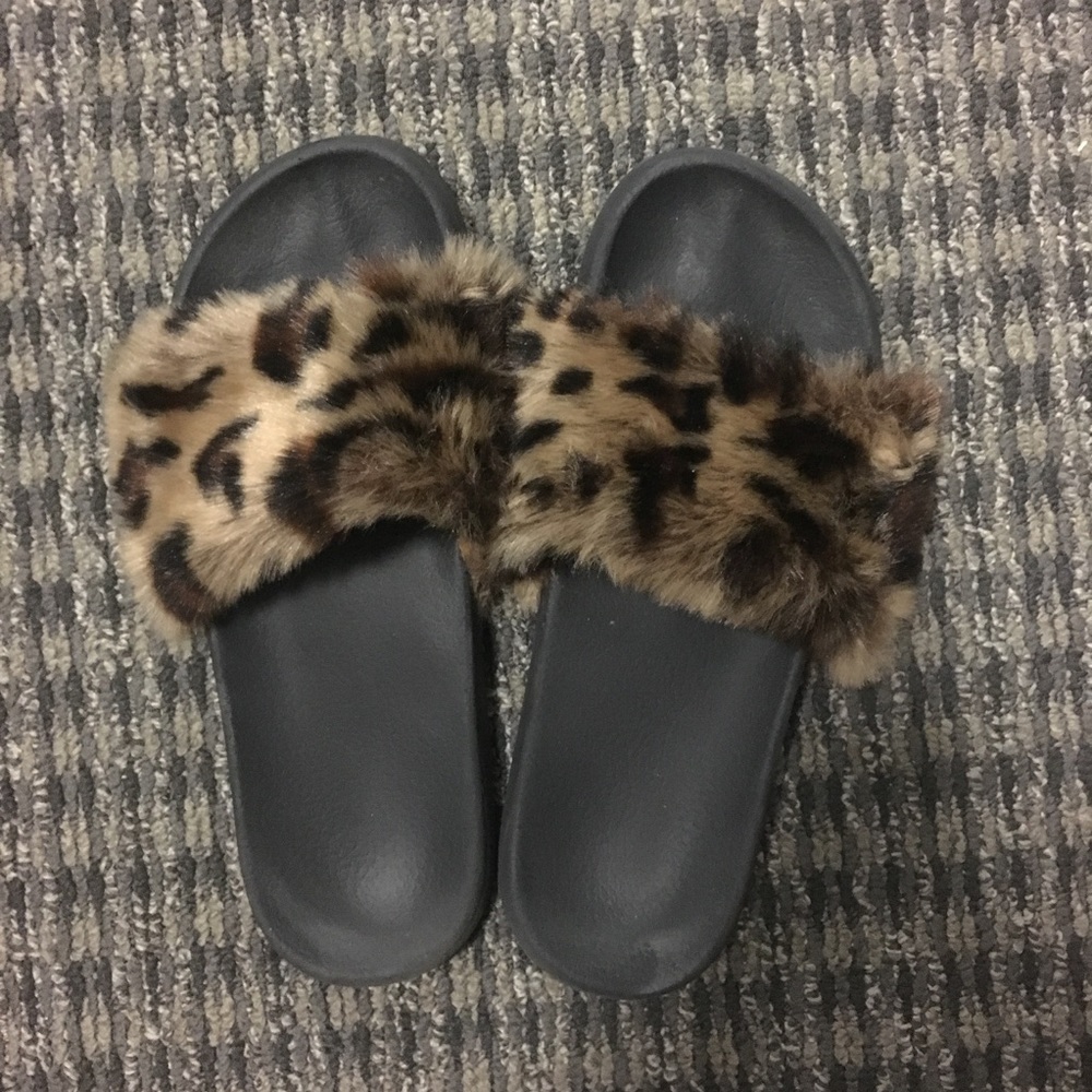 Furry leopard slides