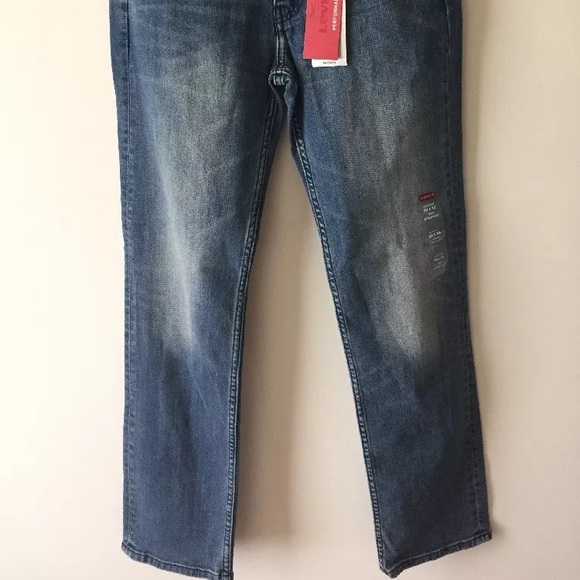 Levi's Stretch Straight Performance Men's Jeans - Picture 6 of 6