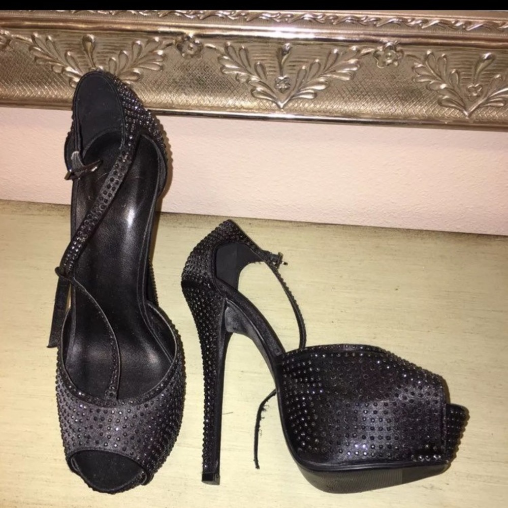 High Heels sizes 6-7