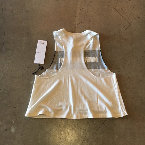 NWT alo yoga flow tank mindful movement - Picture 3 of 3