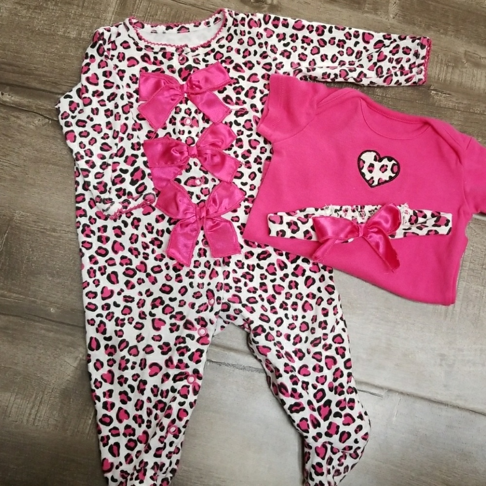 3 piece set baby girl. 6 month