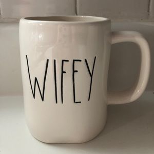 🔥Buy it now price🔥✨Rae Dunn mug sale “wifey” ✨