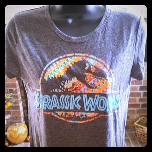 Jurassic World juniors small t-shirt EUC