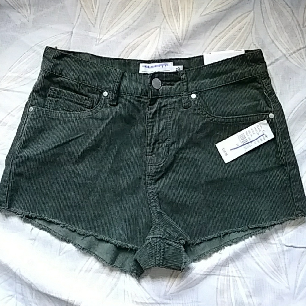 Kendall & Kylie corduroy shorts