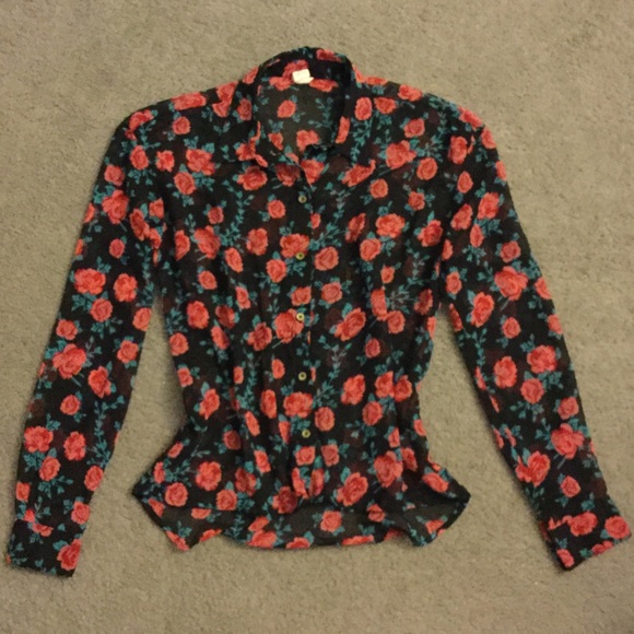 Chiffon Rose button down Top - Picture 1 of 1