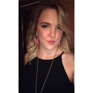 Meet your Posher, Alexandra