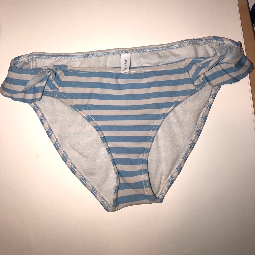 XS Delia’s Ruffle Bathing Suit Bottoms!