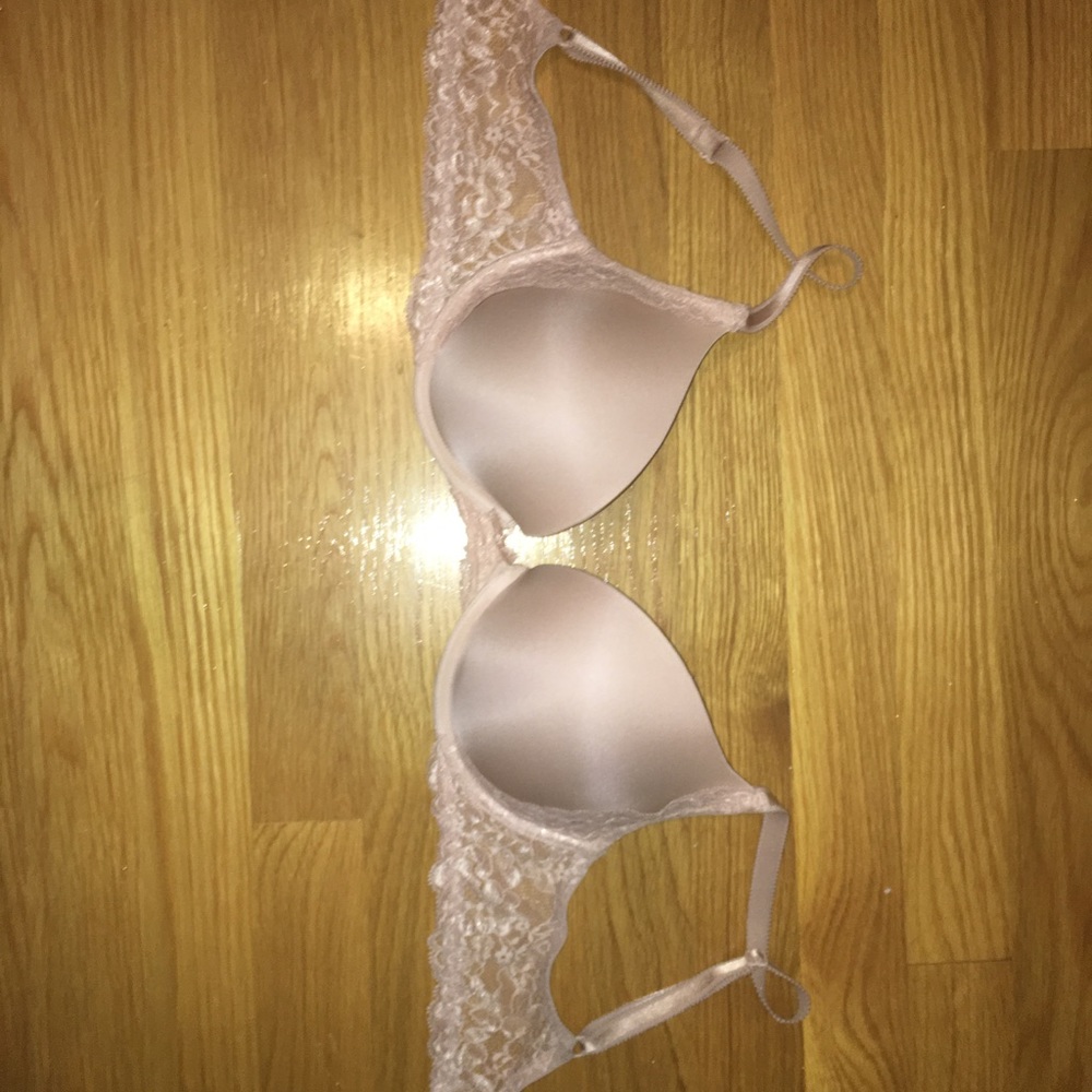 VICTORIAS SECRET Sexy Lace Push Up Bra
