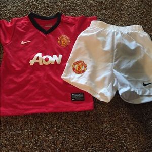 Manchester United outfit. Nike.
