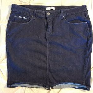 Levis Jean skirt size 20 stretch denim