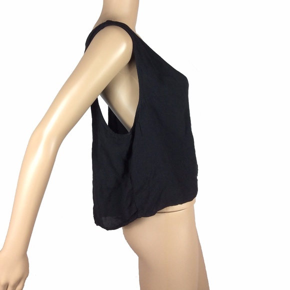 Brandy Melville open heart back top - Picture 4 of 6