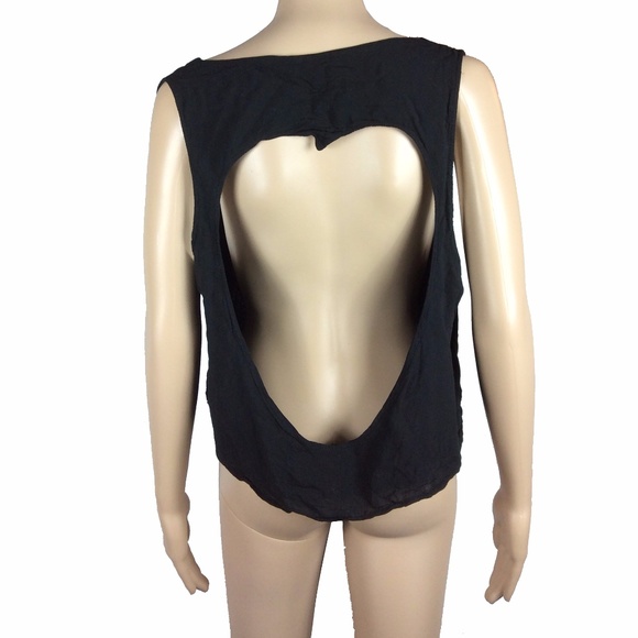 Brandy Melville open heart back top - Picture 3 of 6