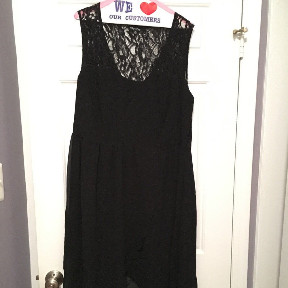 City Chic Plus-size Black hi-low lace back dress