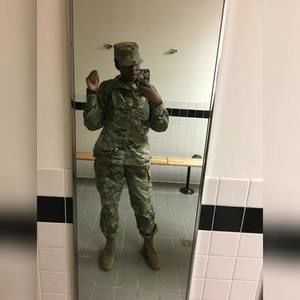 Meet your Posher, Monajah