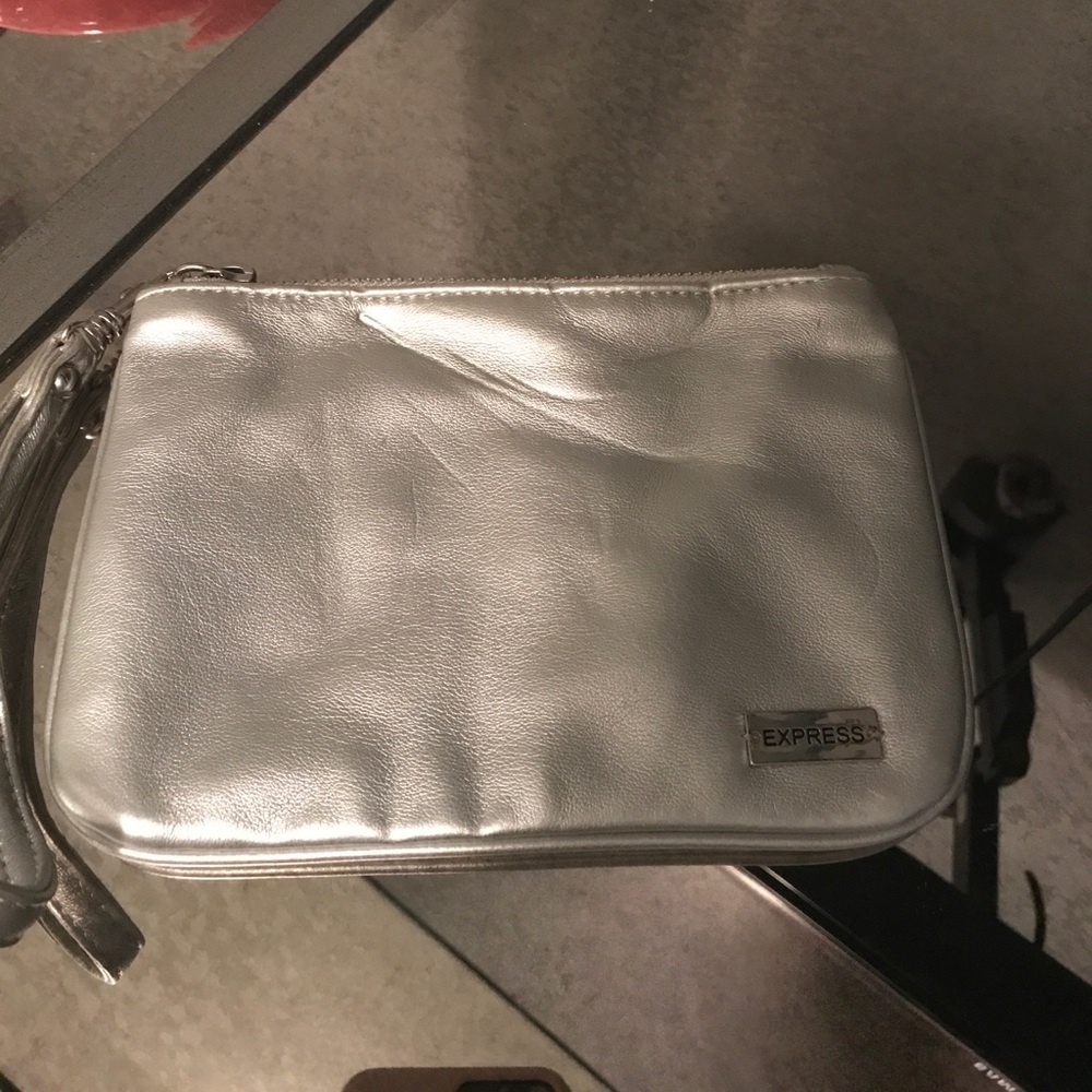 Express silver clutch