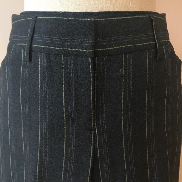 Gray and Green Express Design Studio Editor Capris - Picture 2 of 6