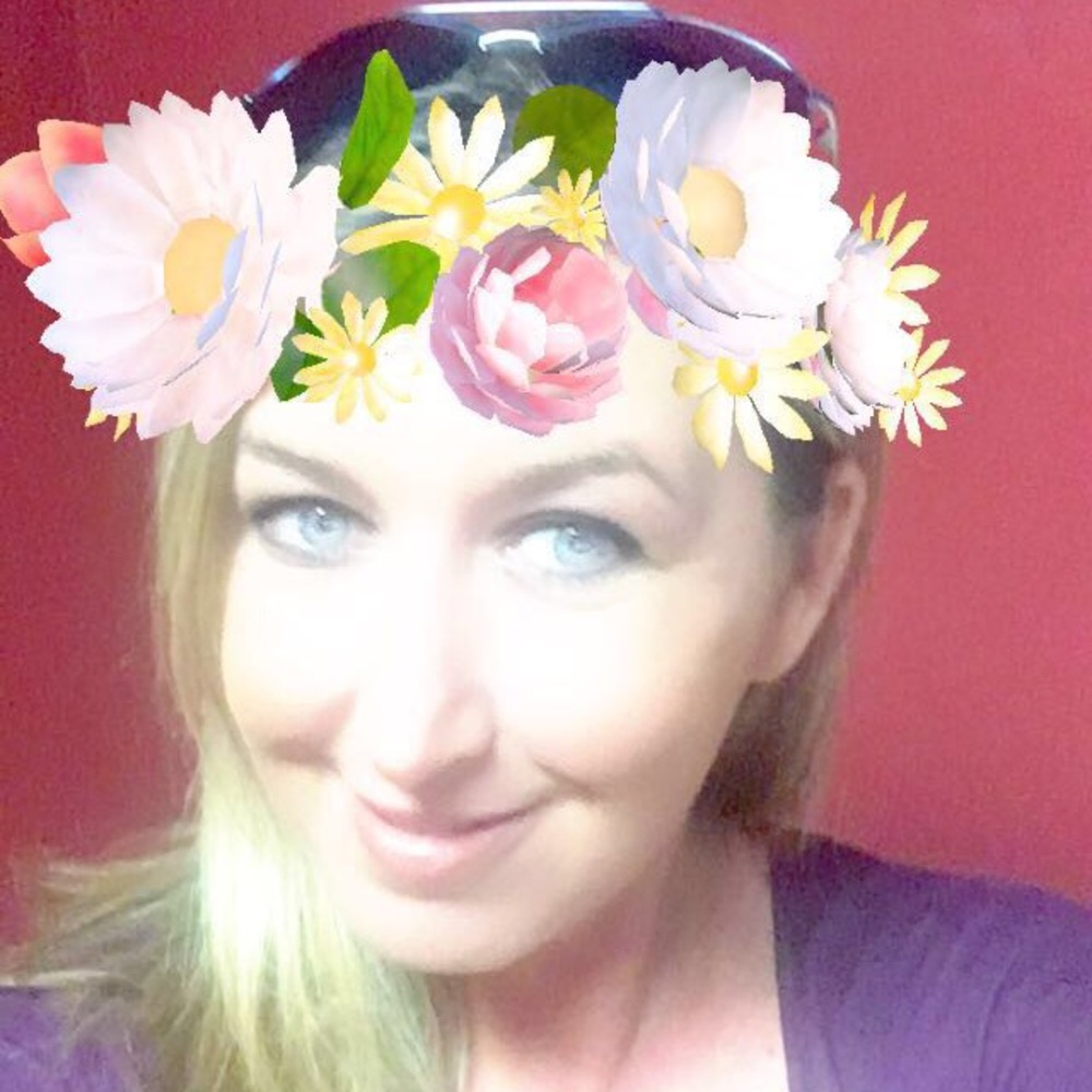 Meet your Posher, Holly