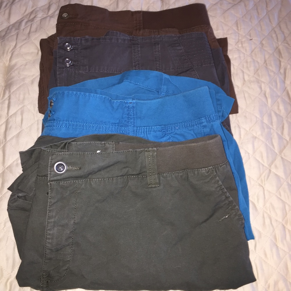 GUC-4pair of twill shorts-22w-3 Sonoma & 1 INC