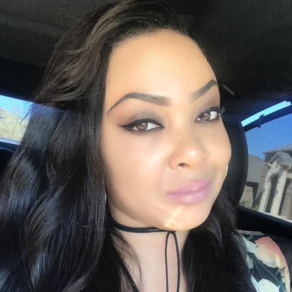 Meet your Posher, Alicia - Picture 2 of 2