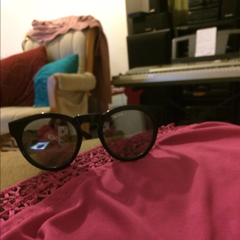 Women sunglasses