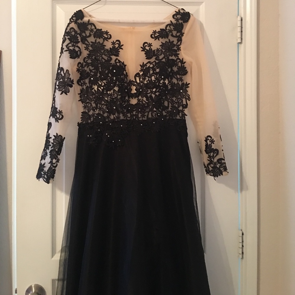 Black Lace Gown on hold for @Charlize29