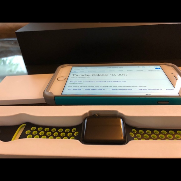 Apple Watch - Picture 4 of 5
