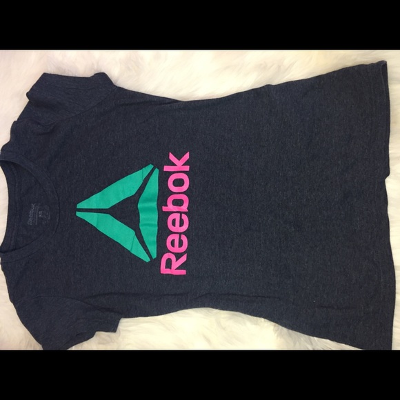 Reebok Tee - Picture 2 of 4