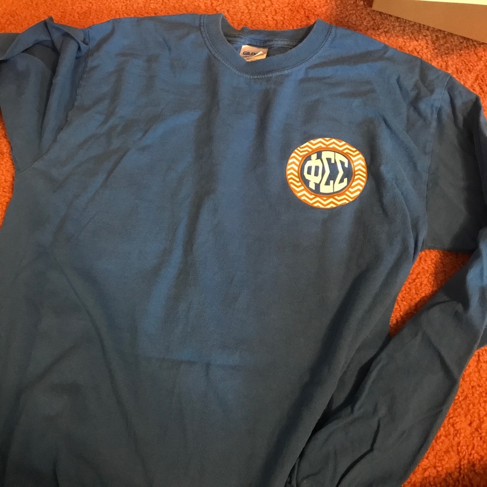 Phi sigma sigma long sleeve T-shirt
