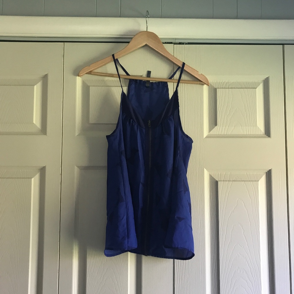 Blue top