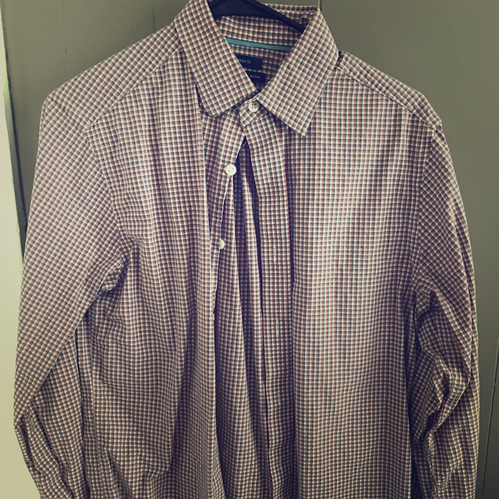 Men’s gap shirt