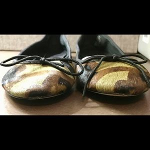 Gap Camo Ballet Flats
