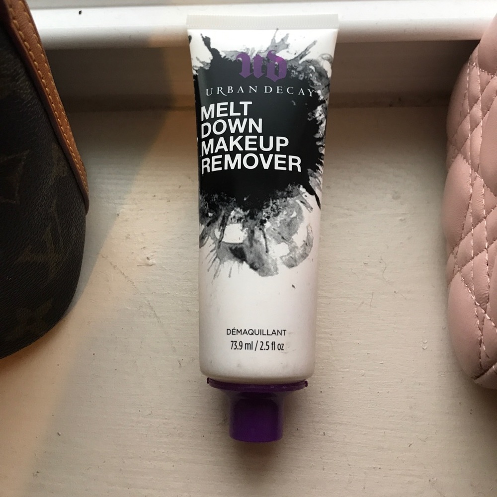 (SOLD) Urban decay meltdown makeup remover