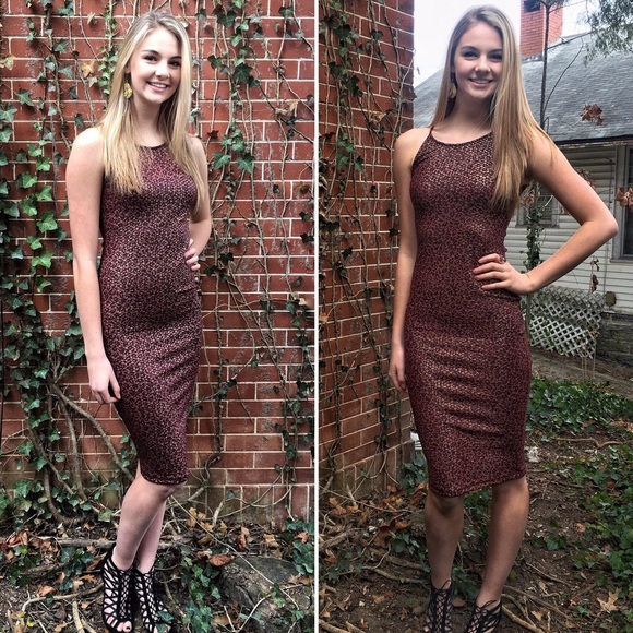 Burgundy & Gold BodyCon Midi Dress - Picture 3 of 3