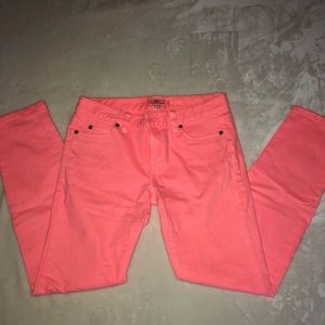 Vineyard Vines cropped skinny jeans