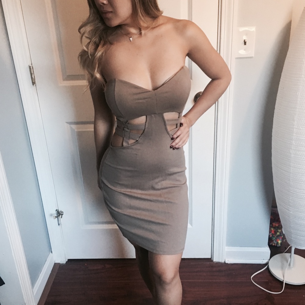 [SOLD] Nude Dress