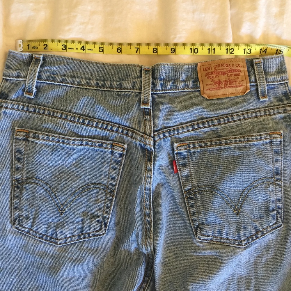 Vintage Levi's mom jeans