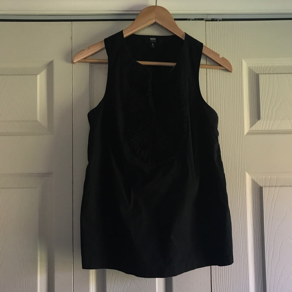 Black racer back top